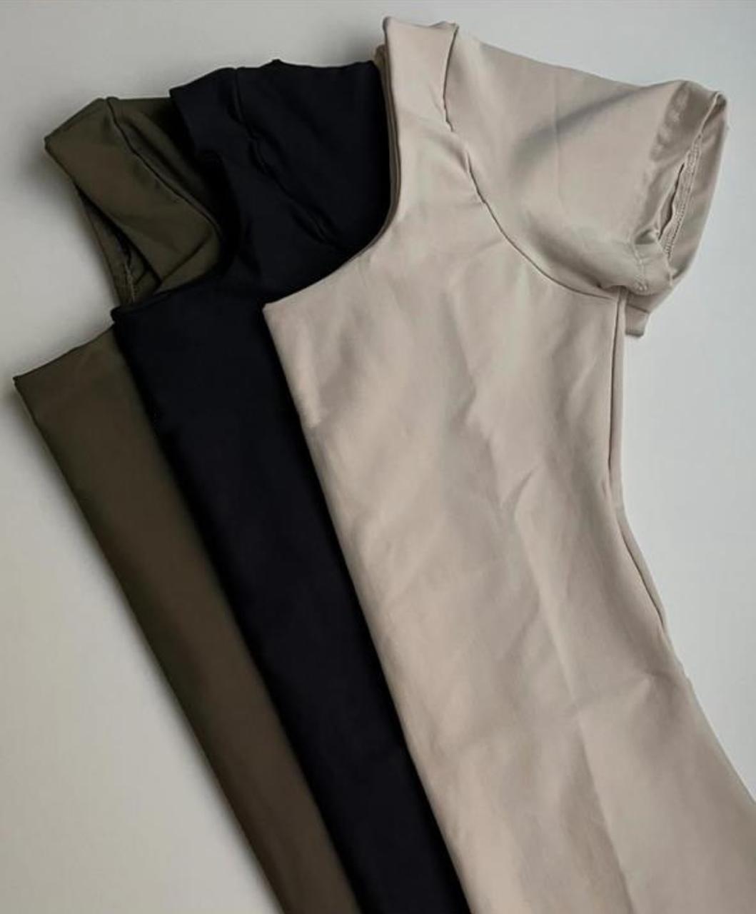 ATACADO MINIMO 9 PEÇAS - Macacão Isis